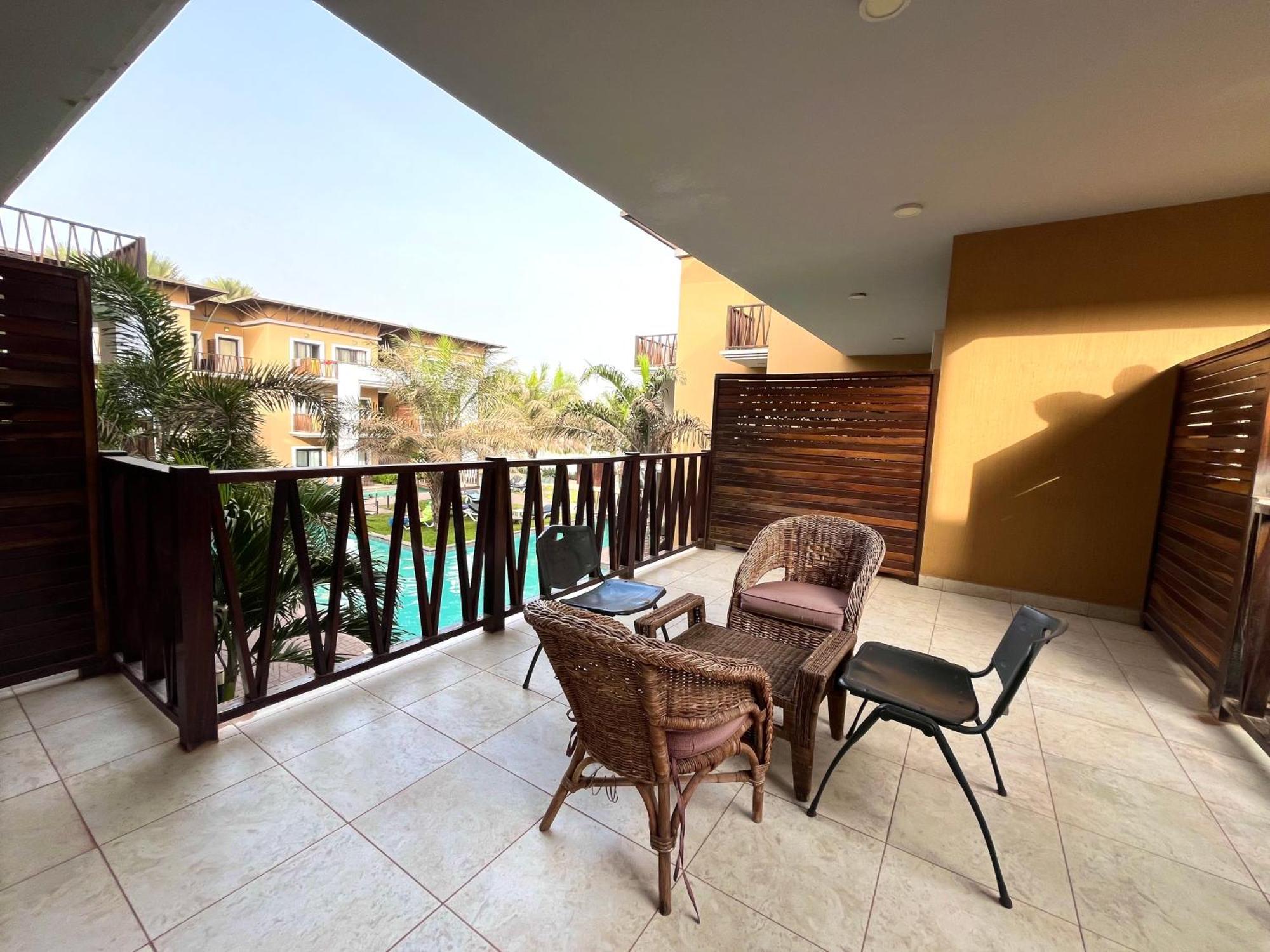 Forest View Apartments โคโลลิ ภายนอก รูปภาพ