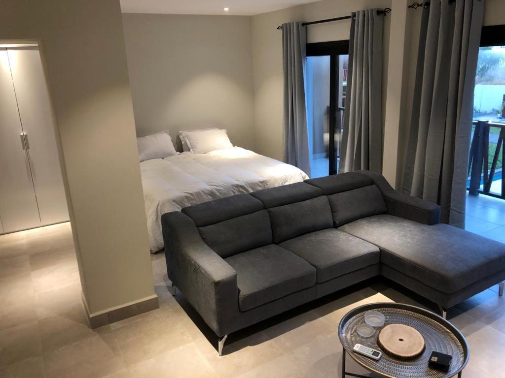 Forest View Apartments โคโลลิ ภายนอก รูปภาพ
